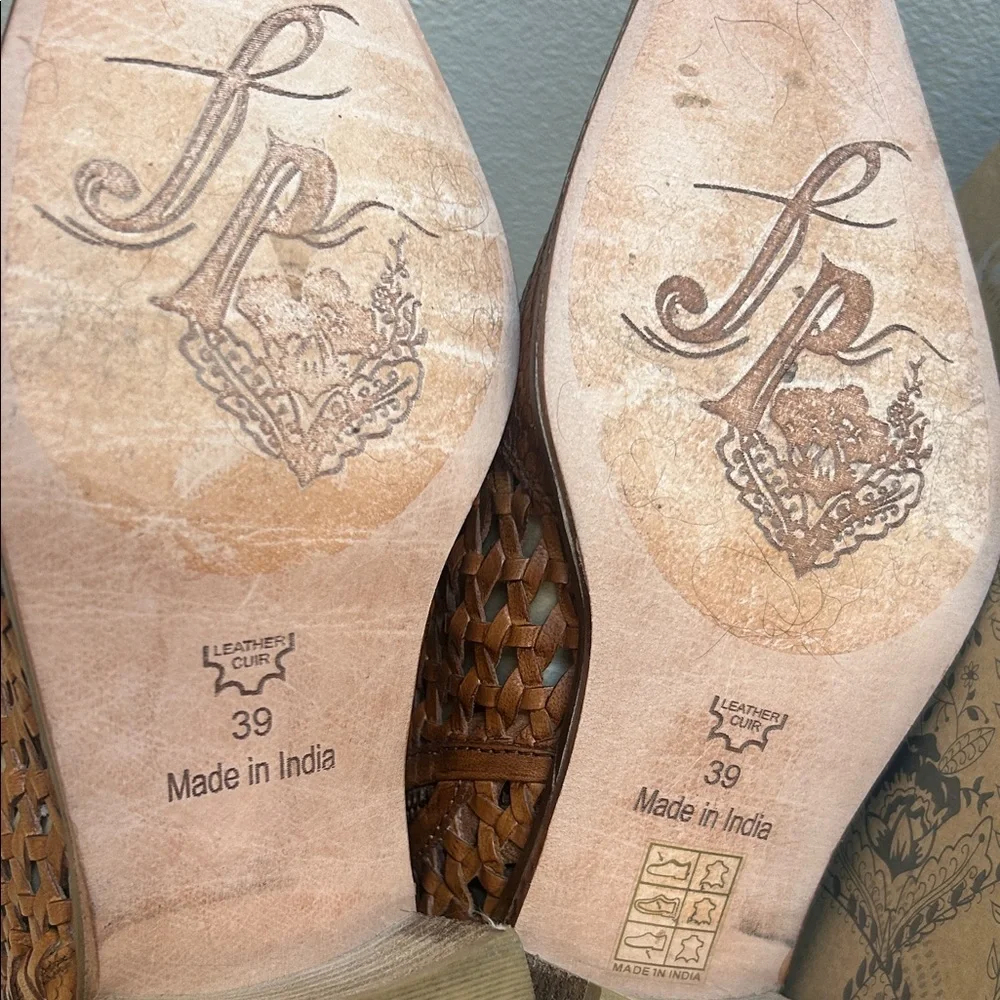 Free People Brown Woven Ankle Booties Size 39 New in Box Never Worn - Picture 7 of 9